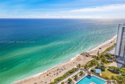 Aluguel de apartamento no Beach Club Two 2806