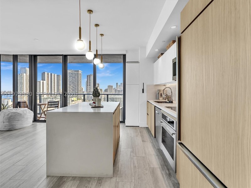 Apartment for rent at Hyde Midtown 2104