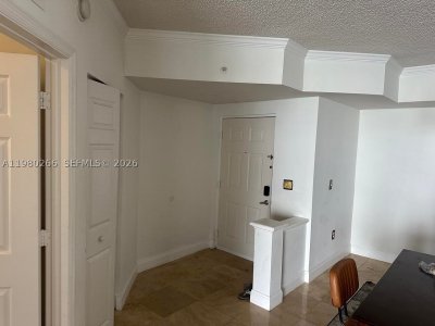 Comprar apartamento no Porto Bellagio 1904