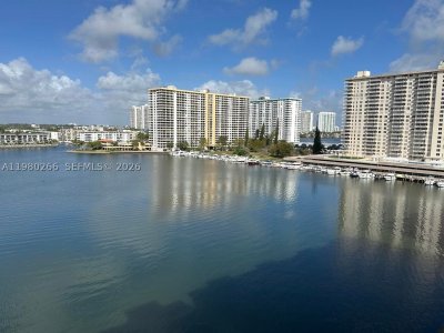 Comprar apartamento no Porto Bellagio 1904