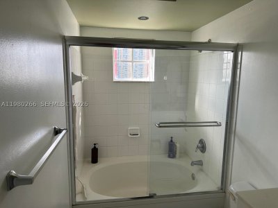 Comprar apartamento no Porto Bellagio 1904