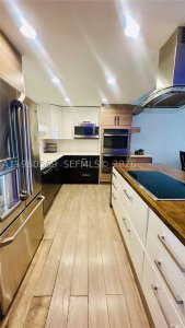 Comprar apartamento no Ocean View 424