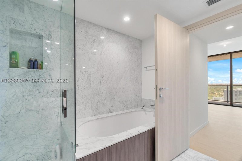 Comprar apartamento en Brickell Flatiron 3310