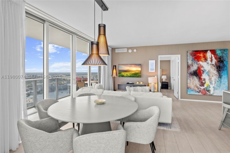 Apartment for rent at Hyde Beach House T3609