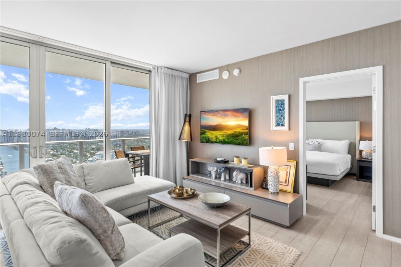 Apartment for rent at Hyde Beach House T3609