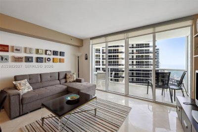 Aluguel de apartamento no Beach Club Two 3909