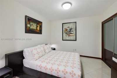 Aluguel de apartamento no Beach Club Two 3909