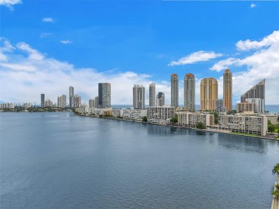 Comprar apartamento no Winston Towers 1818
