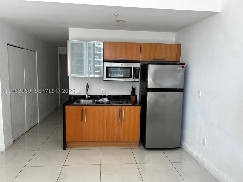 Condo for sale at Opera Tower 1104