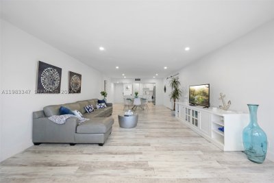 Property photo # 6