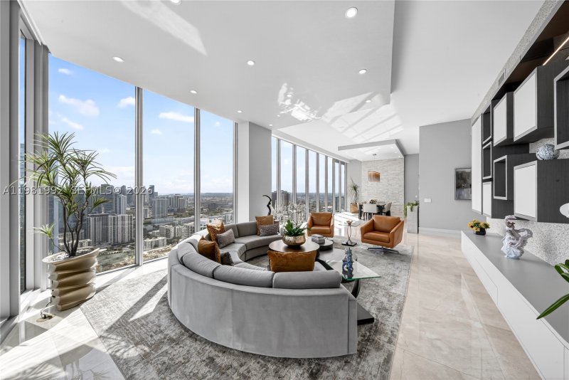 Condo for sale at Biscayne Beach 4904