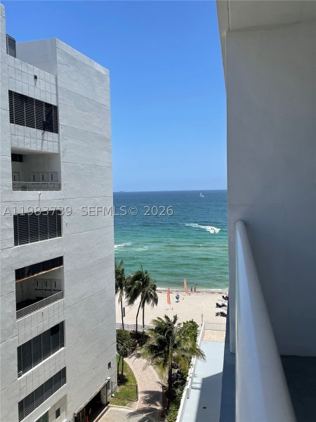 Apartment for rent at Sea Air Towers 911