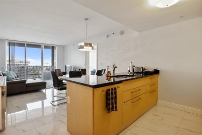 Aluguel de apartamento no Beach Club Three 909