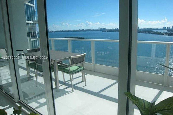 Apartment for rent at Paramount Bay 2204