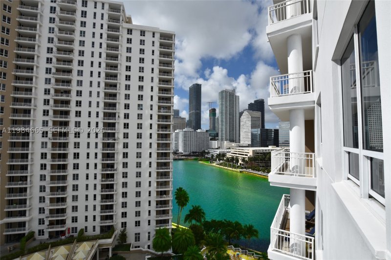 Apartment for rent at Courts Brickell Key 1209