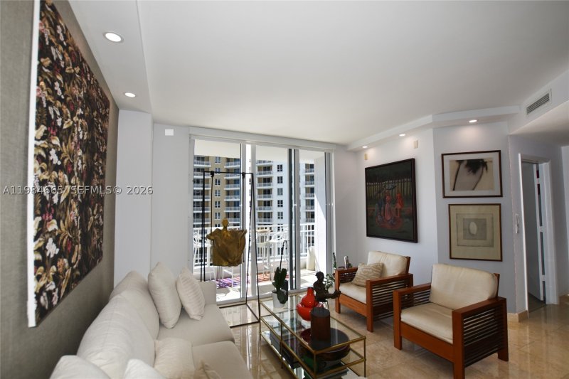 Apartment for rent at Courts Brickell Key 1209