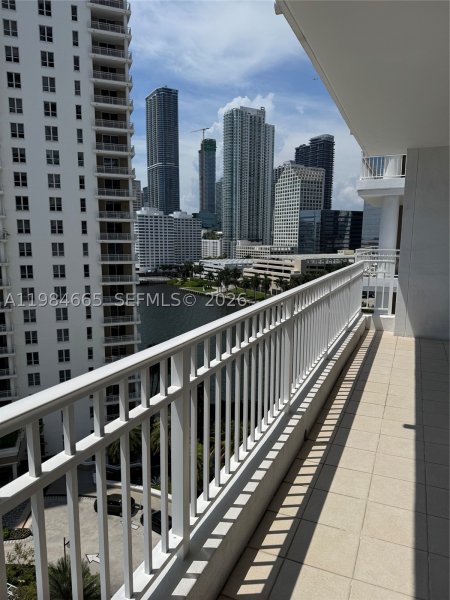 Apartment for rent at Courts Brickell Key 1209