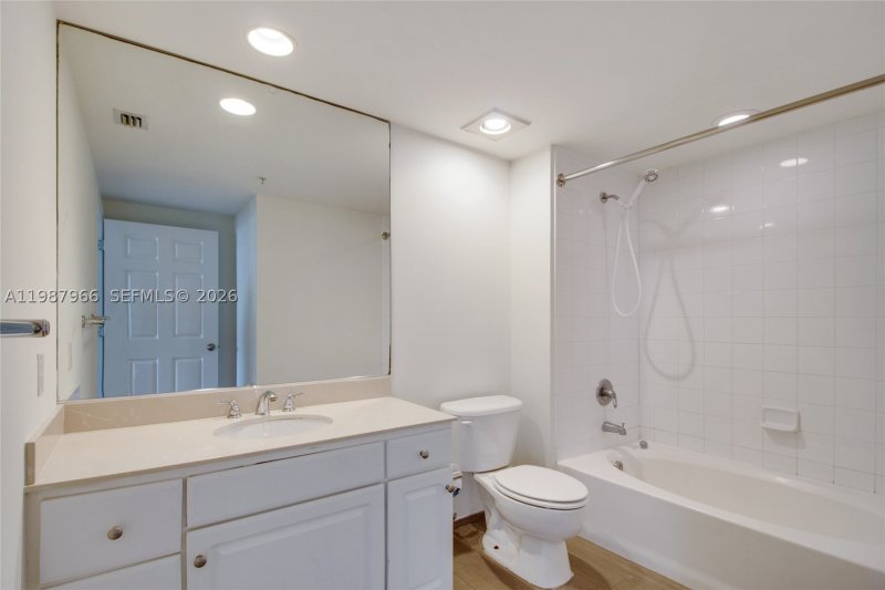 Comprar apartamento no Cite On The Bay 506