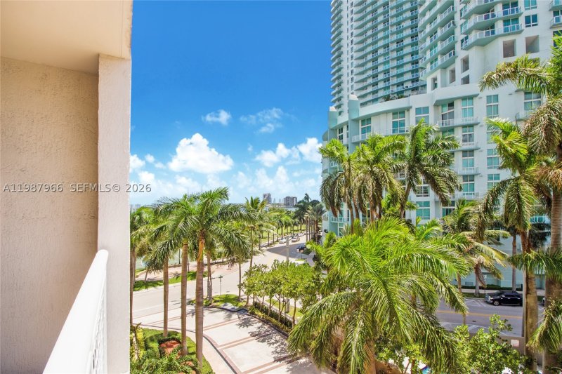 Comprar apartamento no Cite On The Bay 506