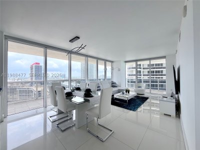 Aluguel de apartamento no Beach Club Two 1808
