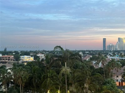 Comprar apartamento no Atlantic Three at The Point 702