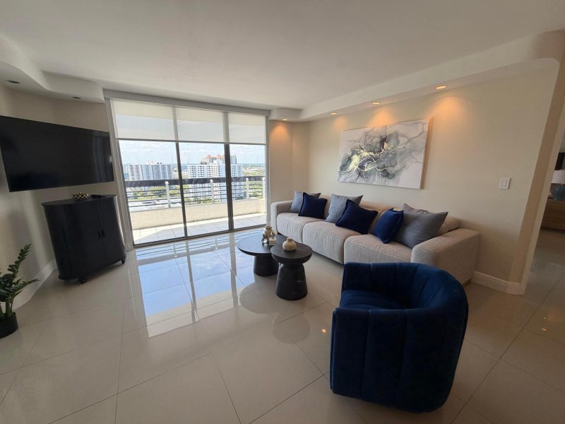Aluguel de apartamento no Mystic Pointe 500 2303