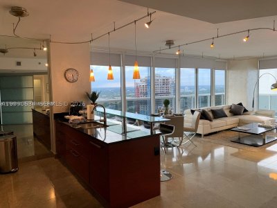 Aluguel de apartamento no Beach Club Two 4608