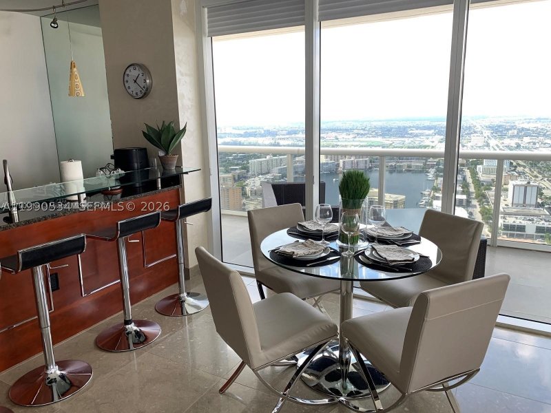 Alquiler de apartamento en Beach Club Two 4608