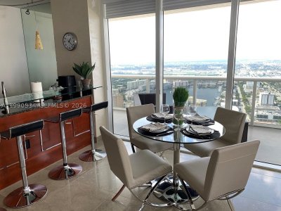 Aluguel de apartamento no Beach Club Two 4608
