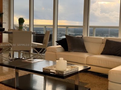 Aluguel de apartamento no Beach Club Two 4608