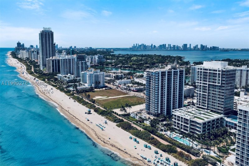 Comprar apartamento no The Sterling 304