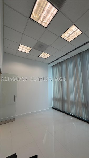 Comprar apartamento no The Club At Brickell Bay 200