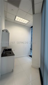 Comprar apartamento no The Club At Brickell Bay 200