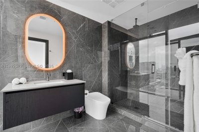 Comprar apartamento no E11EVEN Hotel & Residences 2710