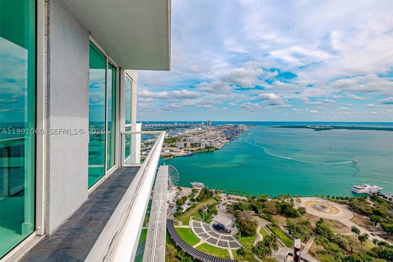 Condo for sale at Vizcayne Everglades On The Bay UPH-4907