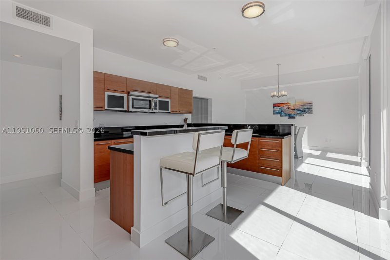 Condo for sale at Vizcayne Everglades On The Bay UPH-4907