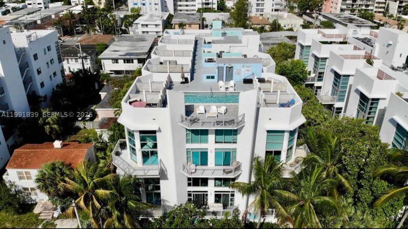 Condo for sale at Vilazul Seaside 16