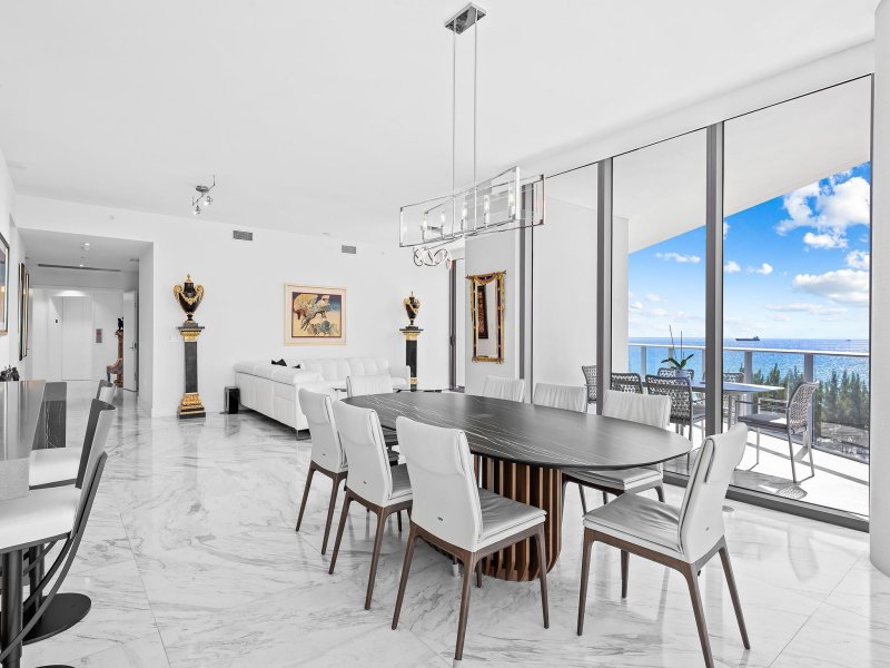 Condo for sale at Paramount Fort Lauderdale 805