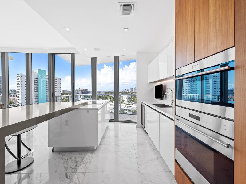 Condo for sale at Paramount Fort Lauderdale 805