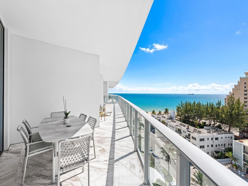 Condo for sale at Paramount Fort Lauderdale 805