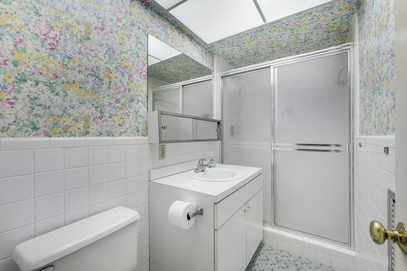 Condo for sale at Blair House 213