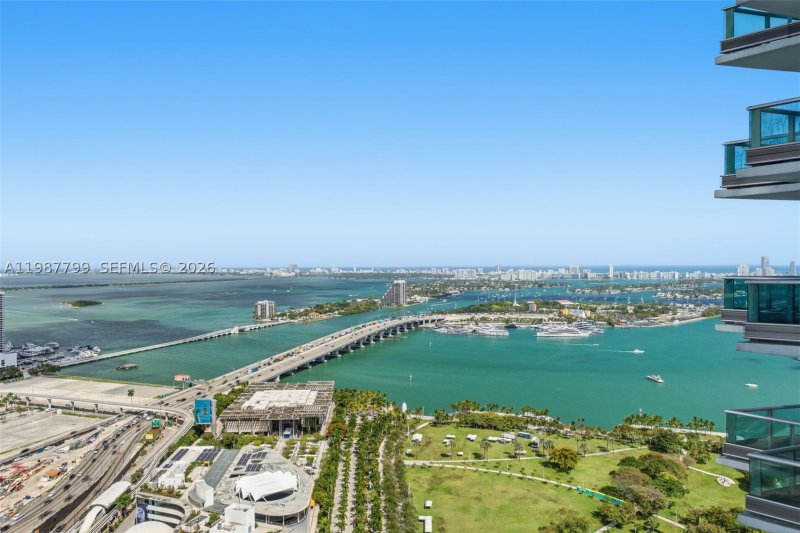 Condo for sale at 900 Biscayne 4308