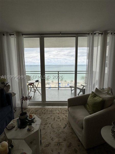 Condo for sale at Parker Plaza Estates 815