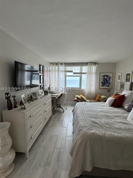 Condo for sale at Parker Plaza Estates 815