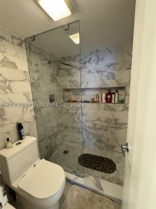 Comprar apartamento no Parker Plaza Estates 815