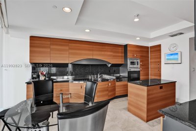 Alquiler de apartamento en Porto Vita 1002