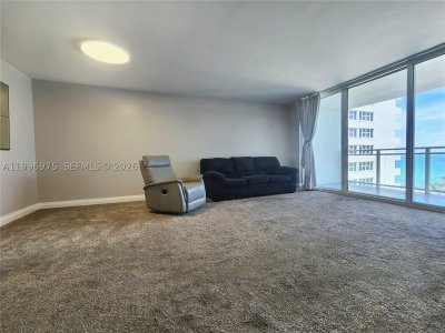 Comprar apartamento en Parker Plaza Estates 515