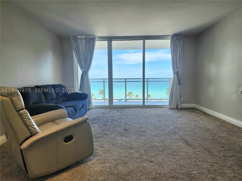 Condo for sale at Parker Plaza Estates 515