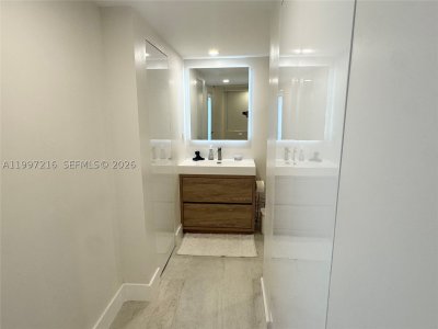 Comprar apartamento en Triton Towers 424