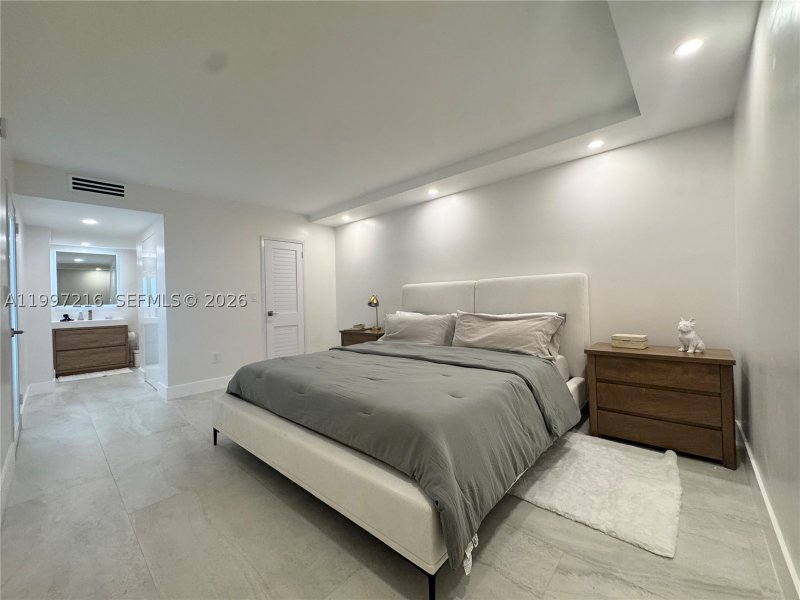 Condo for sale at Triton Towers 424